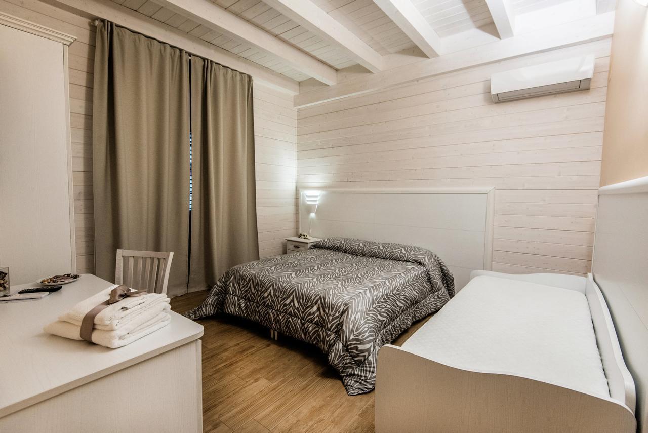 Le Camelie Bed & Breakfast Marina di Ginosa Exterior foto